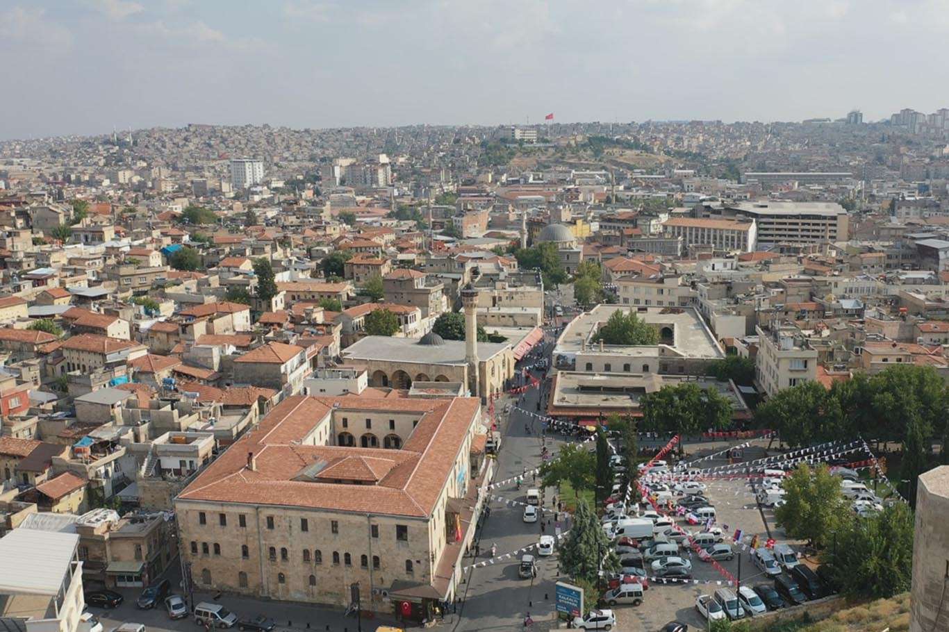 Yüksek konut fiyatları ev sahibi olmayı zorlaştırıyor Yüksek konut fiyatları ev sahibi olmayı zorlaştırıyor